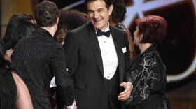 Dr. Mehmet Oz reacts to winning the award for outstanding informative talk show for "The Dr. Oz Show" at the 44th annual Daytime Emmy Awards at the Pasadena Civic Center on Sunday, April 30, 2017, in Pasadena, Calif. 