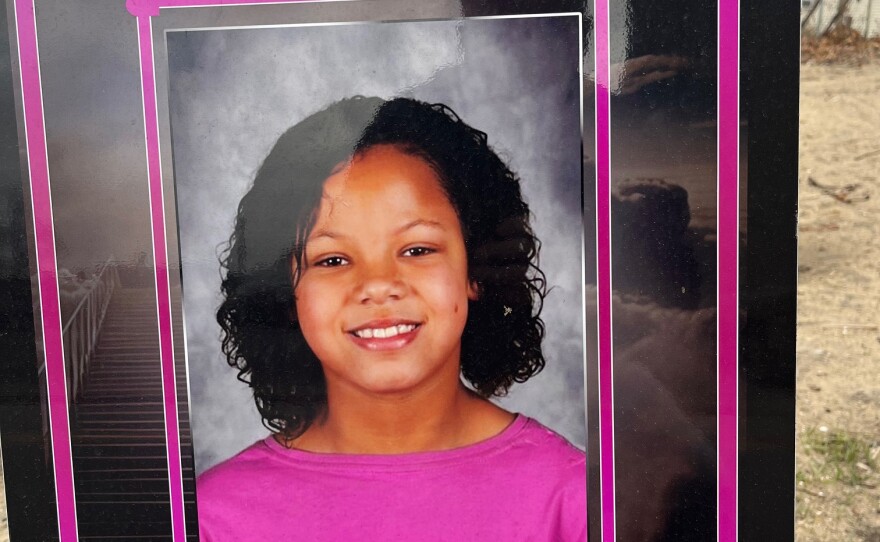 Davida, 9