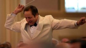 Gary Sheldon, Miami City Ballet orchestra’s music director leads an evening of “Ballet Classics Under the Stars” at the Sanctuary of the Arts—a rare performance showcasing the musicians of the ballet orchestra.