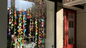 En el condado de Whatcom exhiben mariposas de origami en solidaridad con la campaña "La migración nos hace más fuertes". Foto: C2C Development.