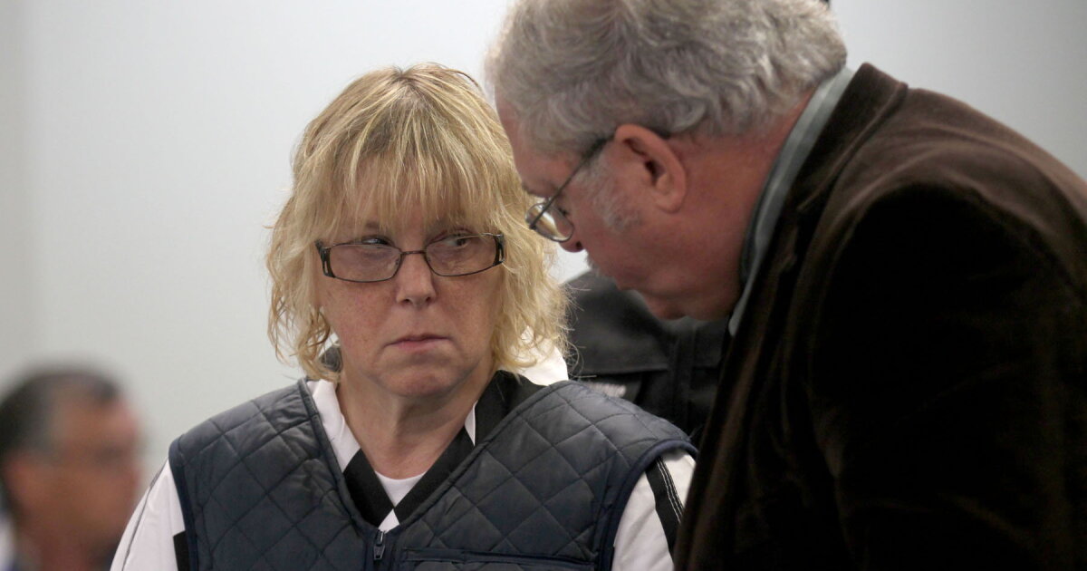 Prison worker who helped 2 killers escape gets up to 7 years | WXXI News