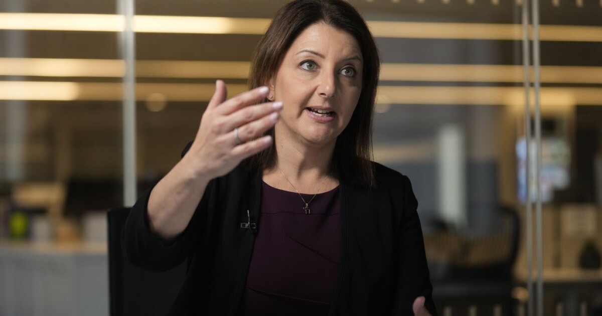 Outgoing CDC chief urges focus on health threats as agency confronts ...