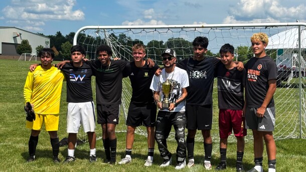 This year's winning team was Los Gallos.