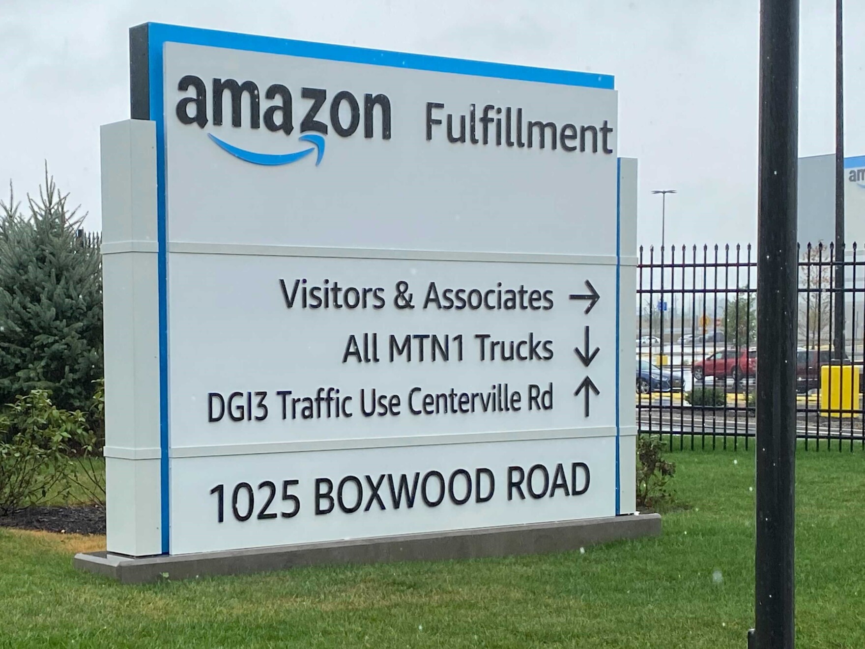 Amazon's Boxwood Road fulfillment center staffs up for opening in