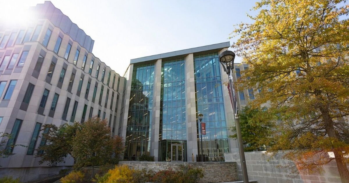 IU’s Luddy School digitizes Revolutionary War artifacts