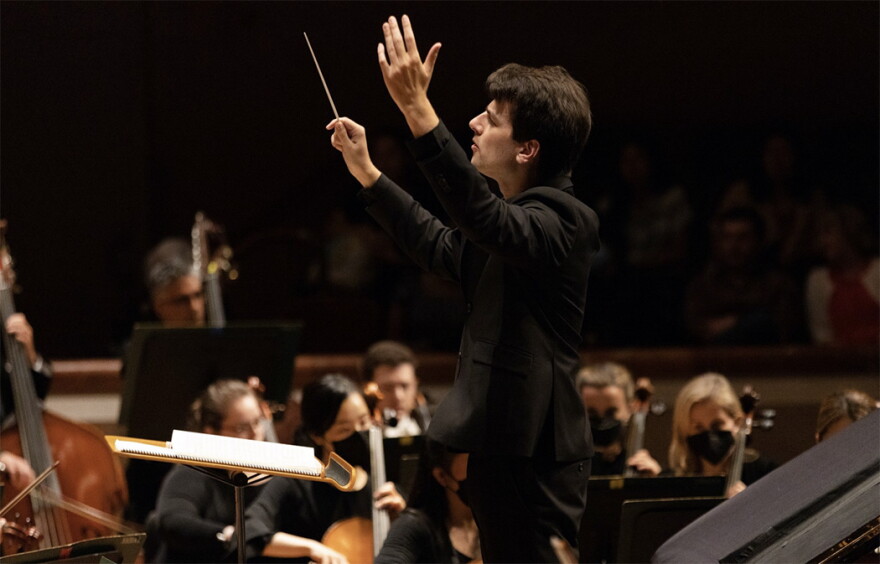 Galesburg native Maurice Cohn, currently conductor and music director of the West Virginia Symphony, will conduct the opening concert of the Knox-Galesburg Symphony on Saturday, Sept. 19.