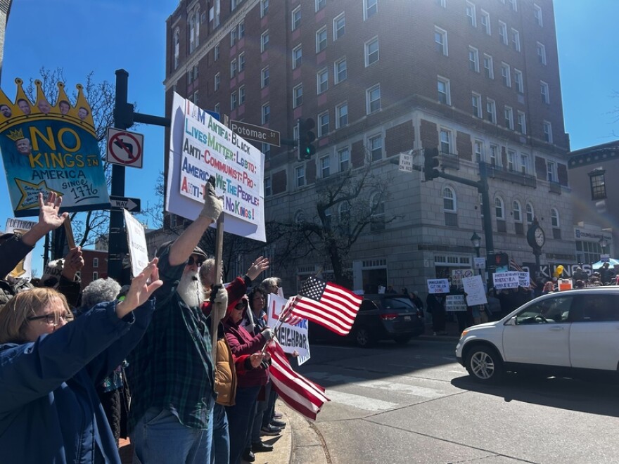 People crowd the street corners at an intersection in Hagerstown, Maryland, for the No Kings protest on Saturday, March 28, 2026. (Photo by Rhiannon Evans/Maryland Matters)