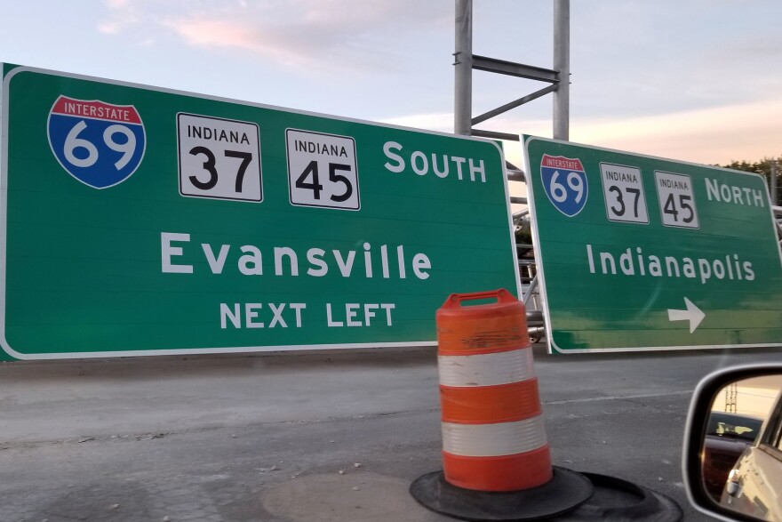 I-69 signage installation from 2018. (WFIU/WTIU News)
