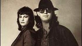 Clive Gregson and Christine Collister chronicle a troubled marriage on an '80s classic.