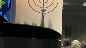  The lecture on banned books was held at Tallahassee's Temple Israel 