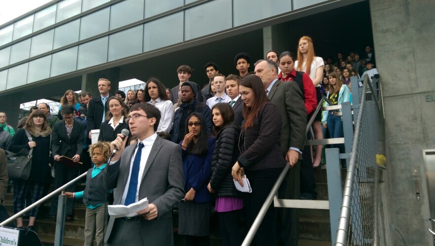 Youth plaintiffs in front of the Federal Courthouse in Eugene.