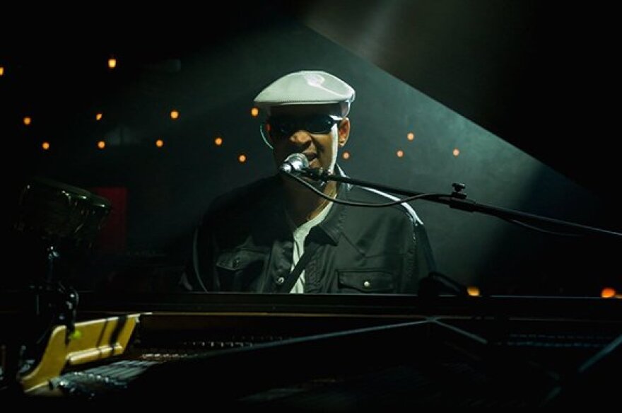 Raul Midón