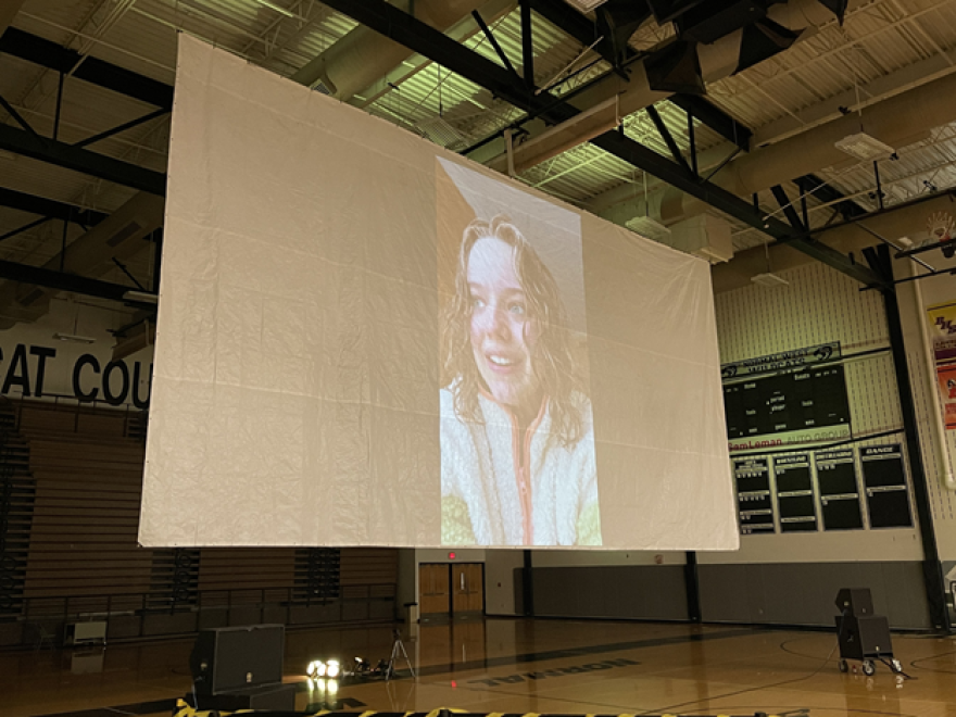 "American Idol" finalist Leah Marlene recorded a video message for her supporters at Normal West on Sunday.