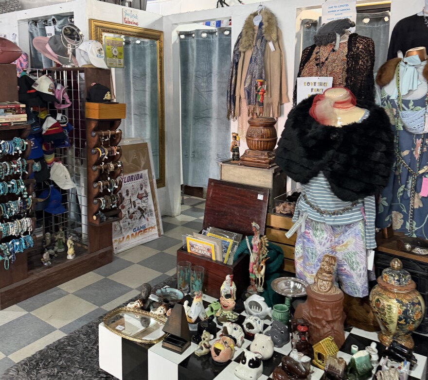 Merchandise is displayed throughout Flashbacks giving customers a shopping experience they can enjoy. (Gentry Welch/WUFT News)