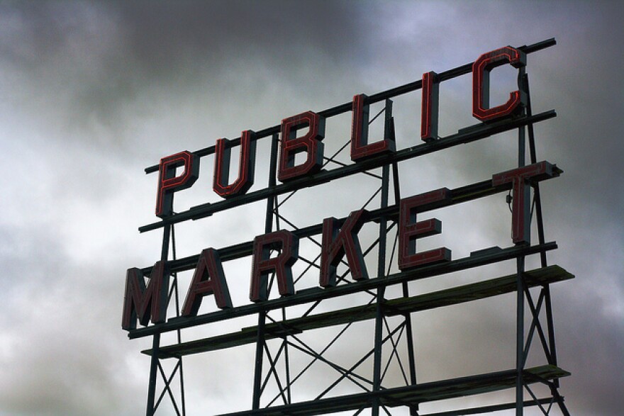 The sign at Pike Place Market.