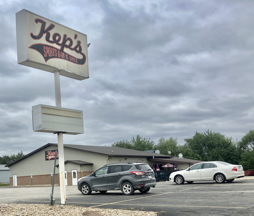 A $34,000 grant from the city of Washington will help pay for a project to replace the doors and sealcoat and stripe the parking lot at Kep's Sports Bar & Grill on Muller Road.