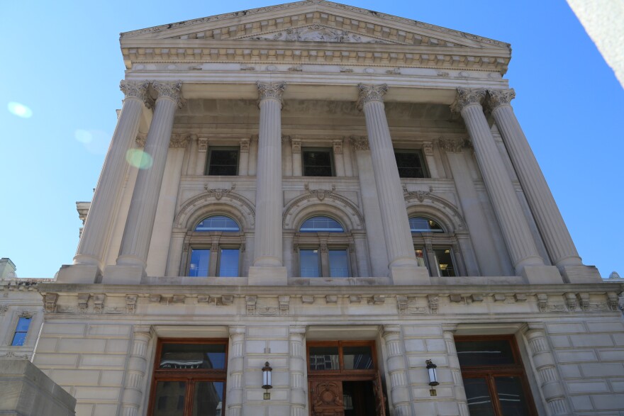 (WFIU/WTIU News file)