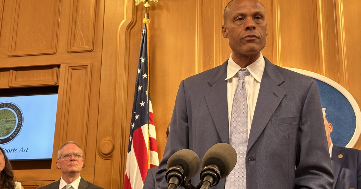 Ohio bills would end all sports betting outside casinos, wagers on college games