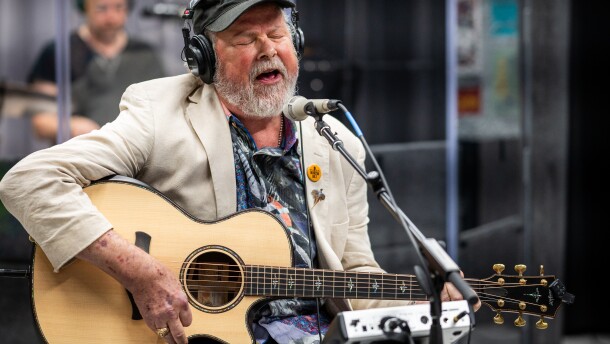 Robert Earl Keen in Studio B in 2024