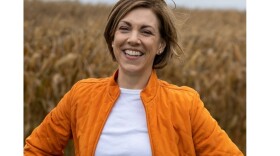 Angie Normoyle, a Moline Democrat who serves on the Rock Island County board, has announced her 2022 candidacy for the Illinois 17th Congressional District seat. 