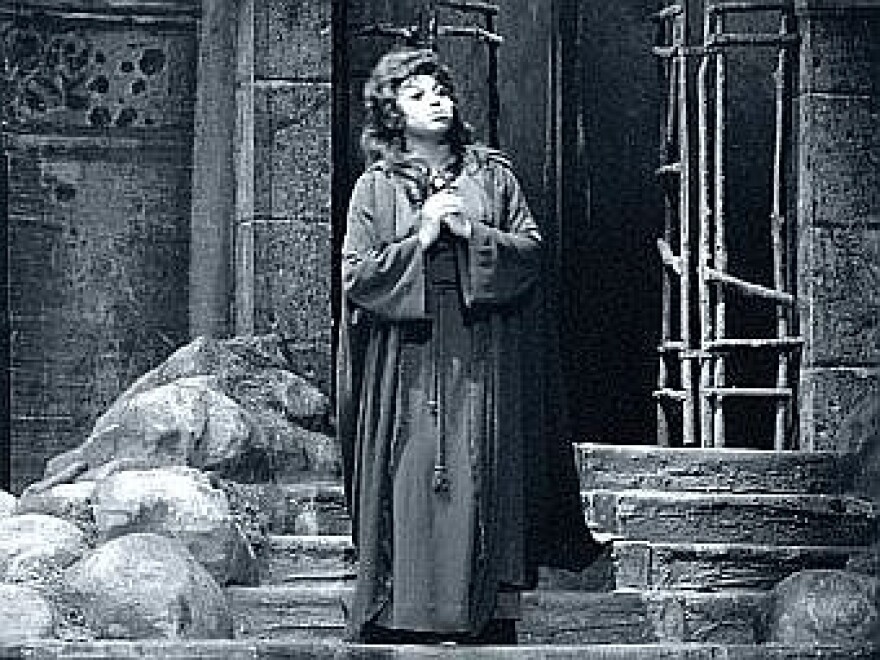 Leontyne Price as Leonora in Verdi's "La Forza del Destino"