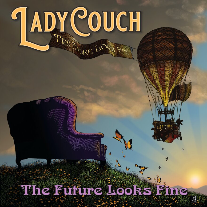 LadyCouch