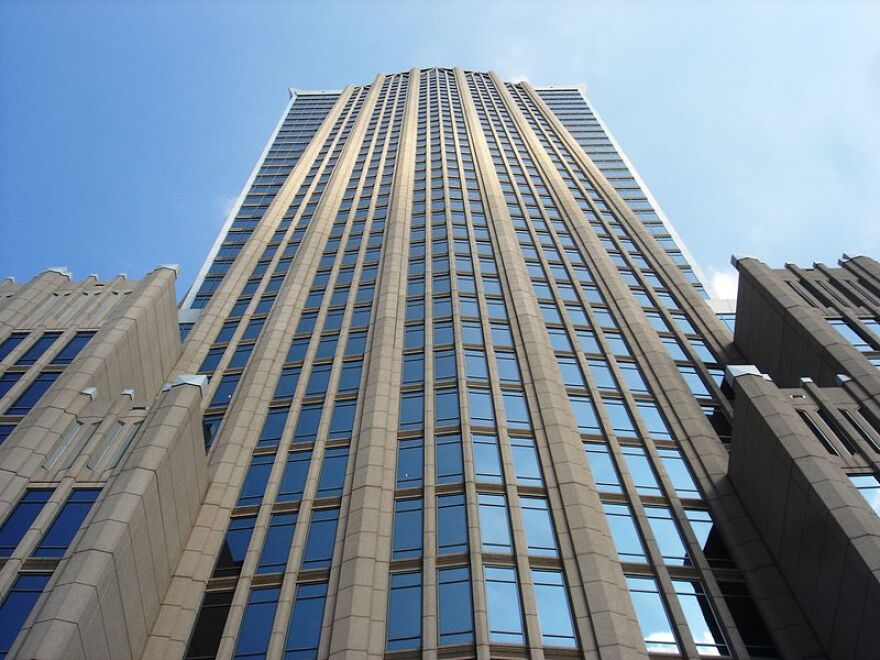 Truist Financial's headquarters is the Truist Tower in uptown Charlotte, formerly the Hearst Tower. 