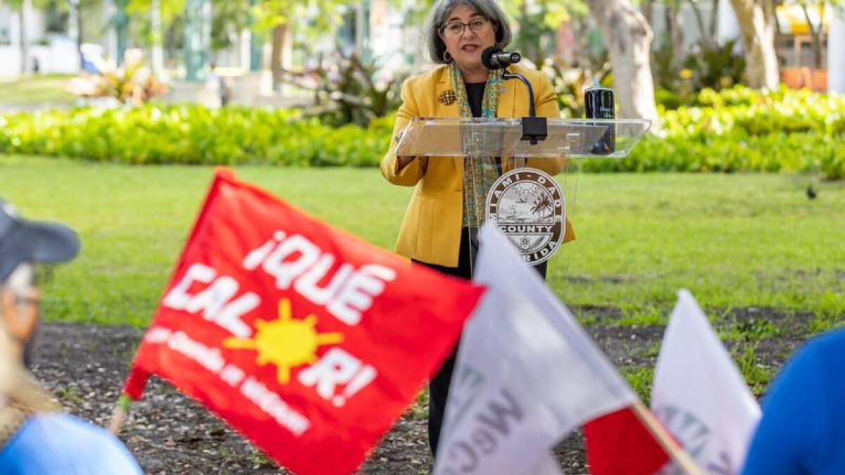 It's heat season. Expect more health warnings this summer in Miami-Dade - Vimarsana News