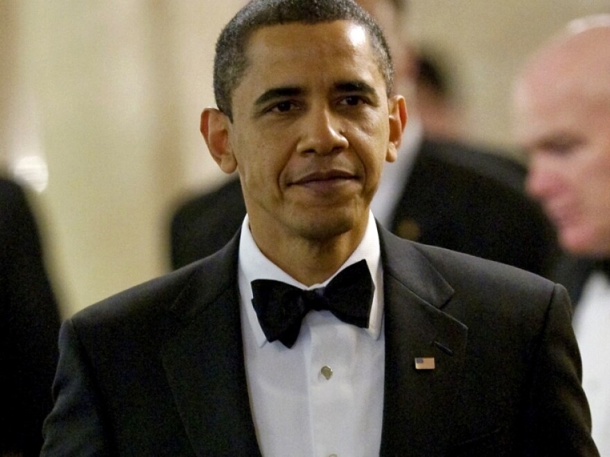 President Barack Obama poses before the Nobel Banquet in Oslo on December 10, 2009.