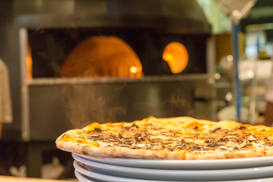 An oven's thermodynamics go a long way to creating the perfect pizza