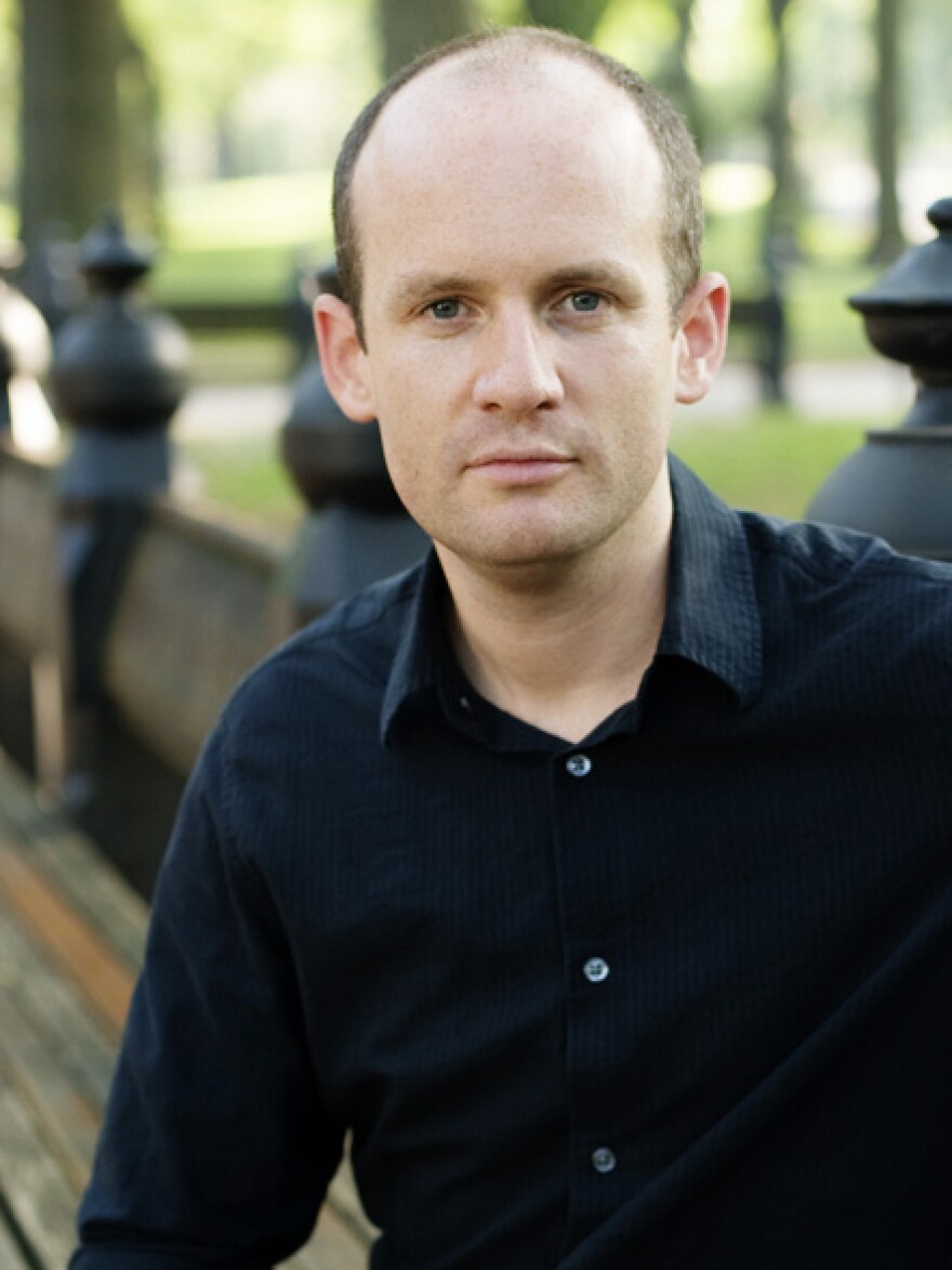 Oliver Burkeman is a writer for <em>The Guardian</em> based in New York. He also writes a monthly column for <em>Psychologies</em> magazine.
