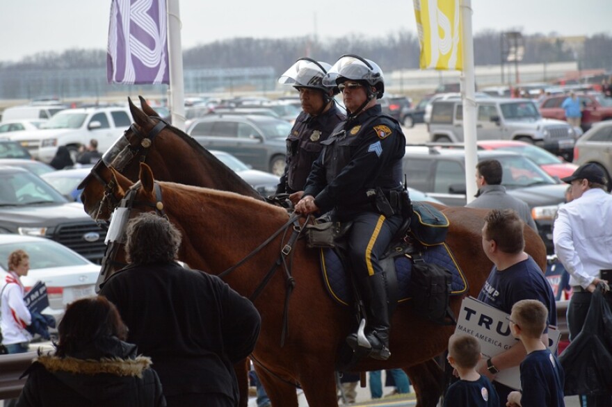 photo of Cleveland police