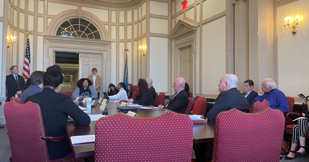 Tenants' right to representation during evictions bill clears State