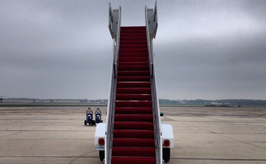 Waiting for President Obama at Andrews Air Force Base - stairs to nowhere. <a href="http://web.stagram.com/p/182437929515070599_21089972">@evanvucci</a>