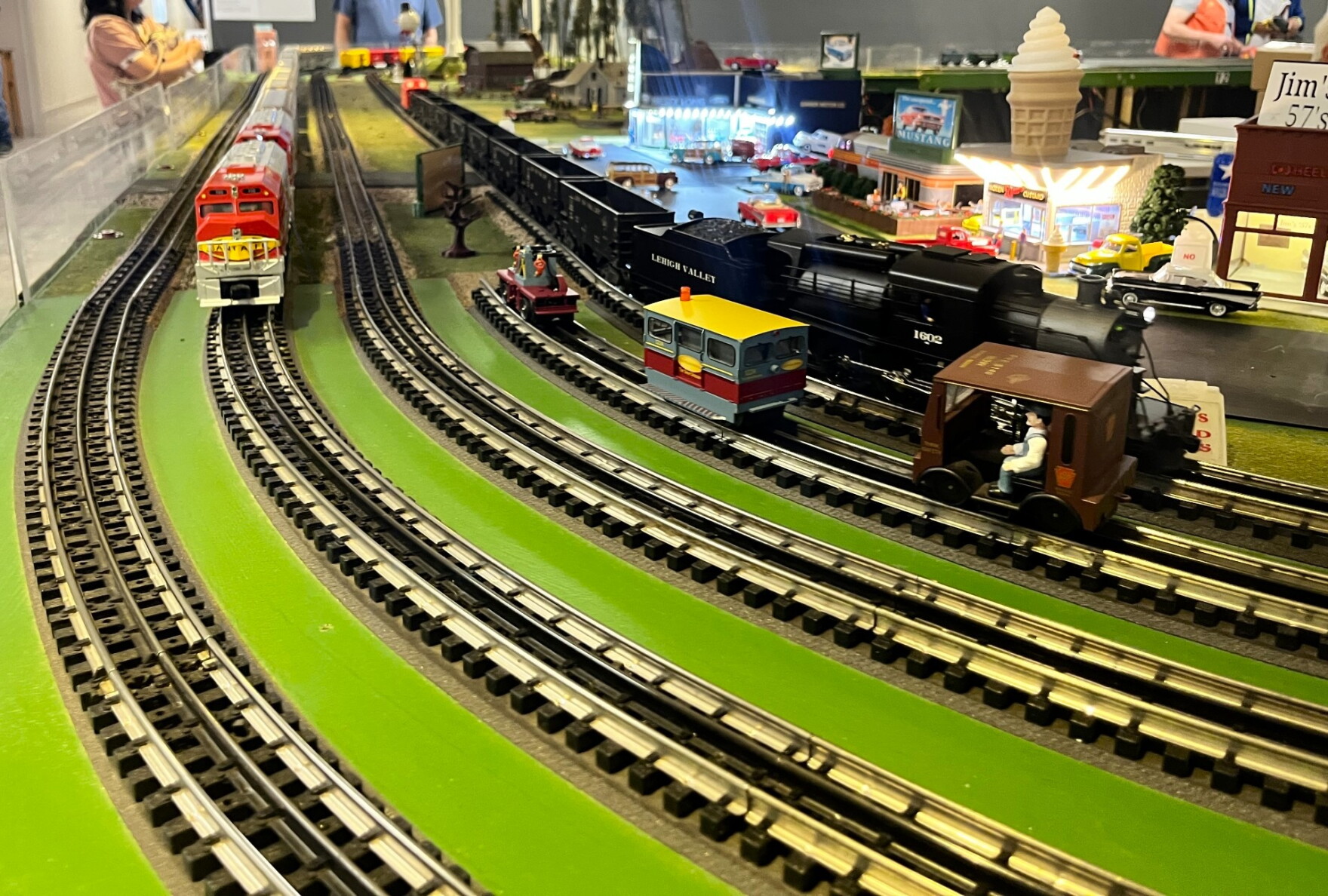 Model train enthusiasts search for additions to their collections at ...