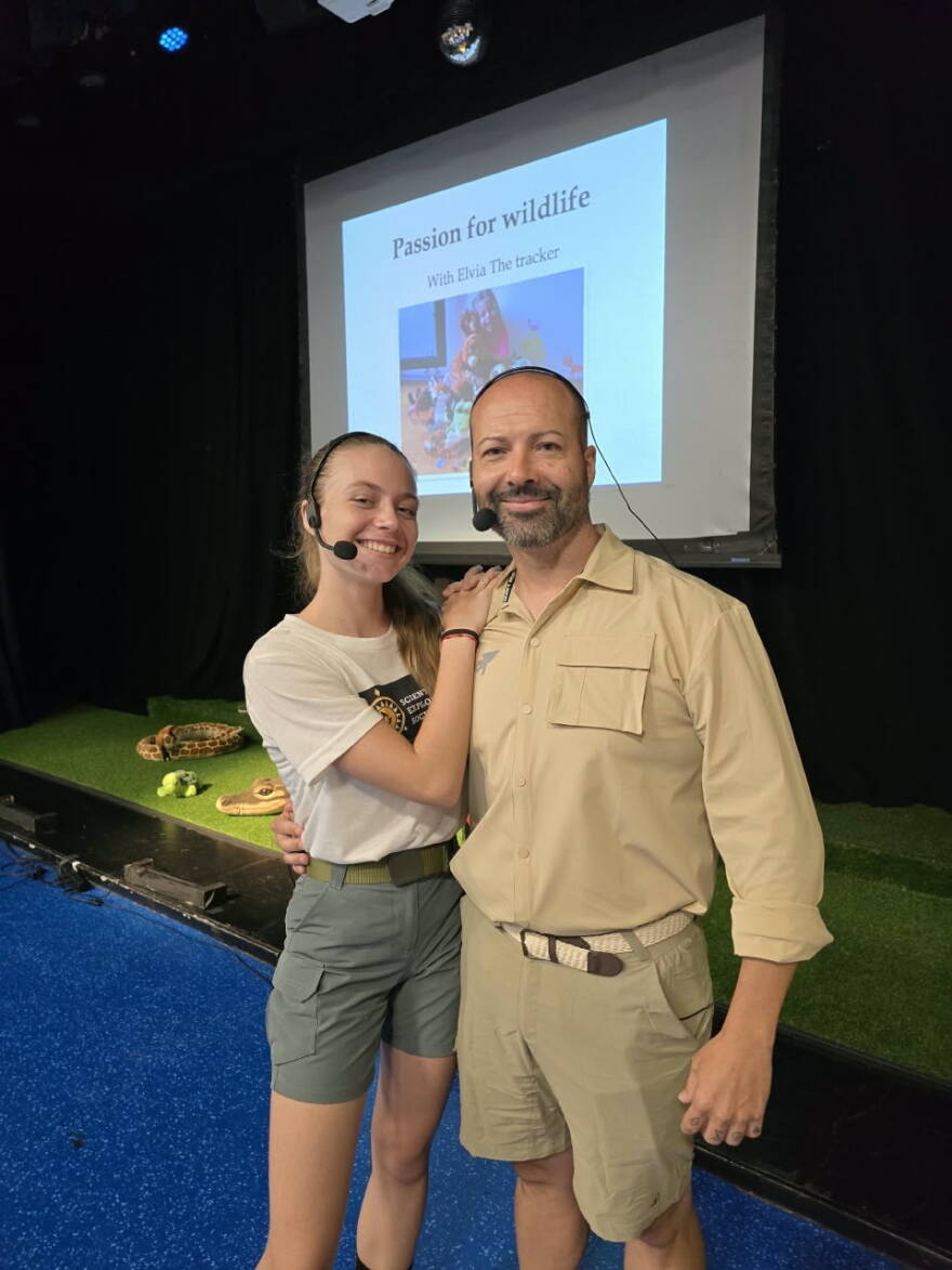 Elvia with her father, Fernando Gómez, a renowned international wildlife tracker and author of several books on wildlife tracking, during one of the activities they jointly led for students at the Miami Children’s Museum Charter School.