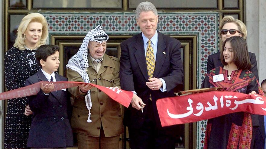 President Bill Clinton cut the ribbon at the airport's opening ceremony in 1998.