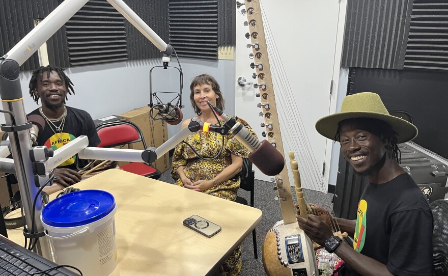 Griots of Western Africa: The Yeli Ensemble - Ibrahima “Ibro” Dioubate, Winship Boyd and Sekouna Counte