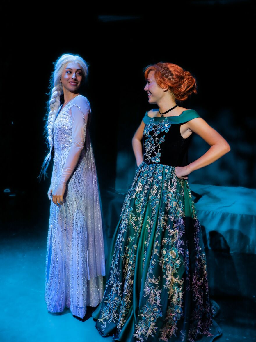 Mia Zottolo and Shennan Nelson as Elsa and Anna are off stage best friends.