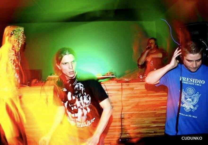 12674587_1009402275811788_1359324680_n.jpg