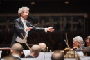 Franz Welser-Möst conducts.