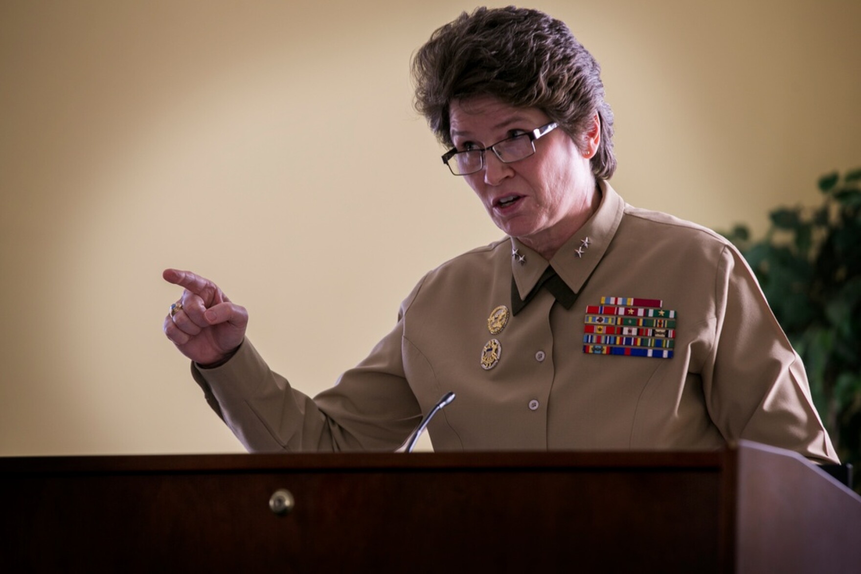 Maxine Reyes As the Pentagon reexamines women in combat, female veterans consider it ...