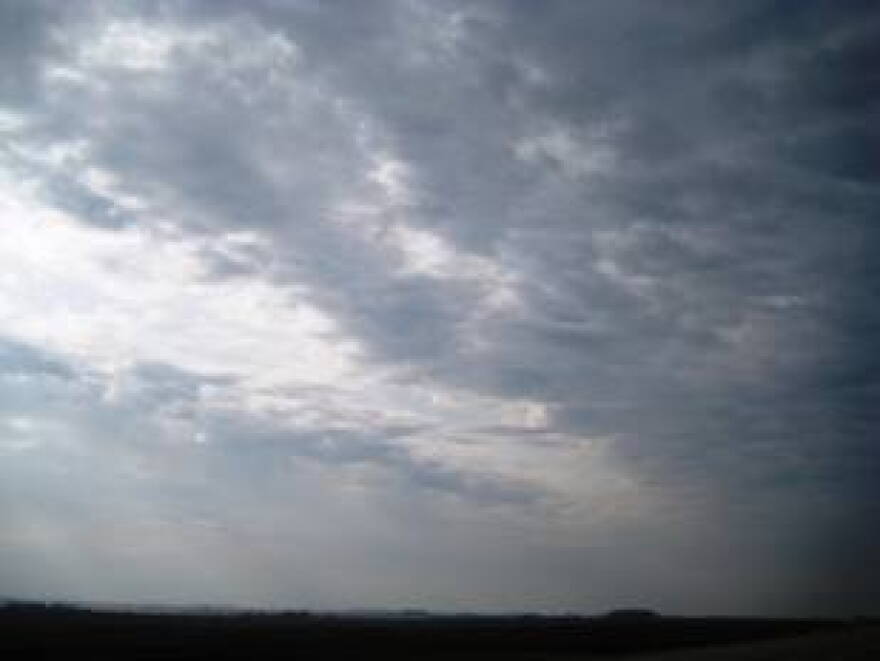 Photo of altostratus clouds.
