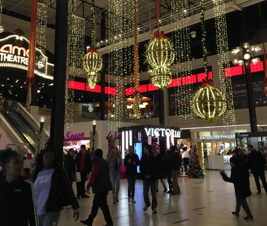 Columbus' Easton Town Center is fully decorated for the holiday season. [Karen Kasler / Statehouse News Bureau]
