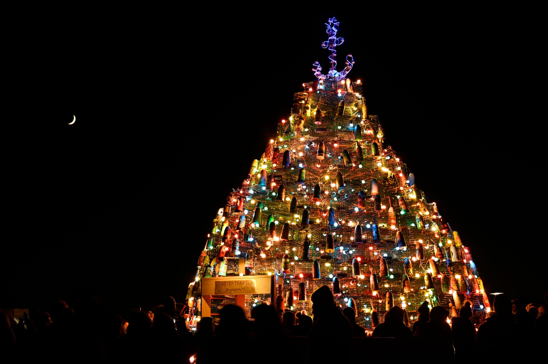 'Lit up like Vegas' Stonington lobster trap tree celebrates New