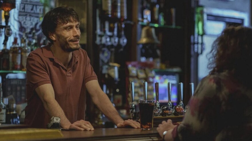 Richard Gadd and Jessica Gunning in Baby Reindeer.