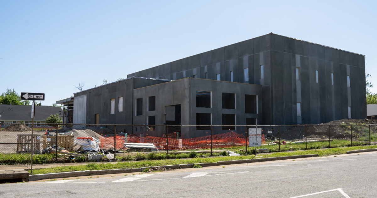 Opening of consolidated 911 center in St. Louis delayed to 2027