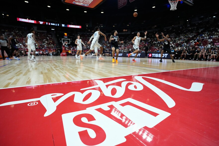 The LA Clippers and Sacramento Kings play during the first half of an NBA Summer League basketball game Thursday, July 9, 2026, in Las Vegas. (AP Photo/John Locher)