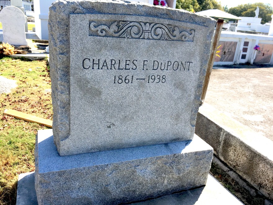 dupont.jpg