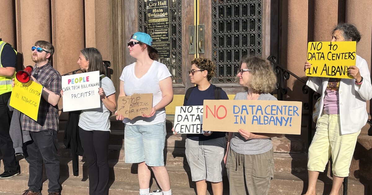 Albany council supports statewide data center construction pause